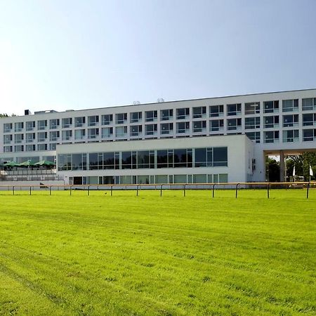 Atlantic Hotel Galopprennbahn BRE Exterior foto